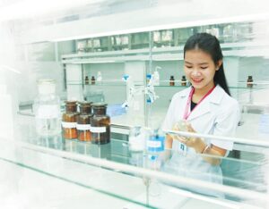 Trường cao đẳng đào tạo ngành dược có dễ xin việc không 1